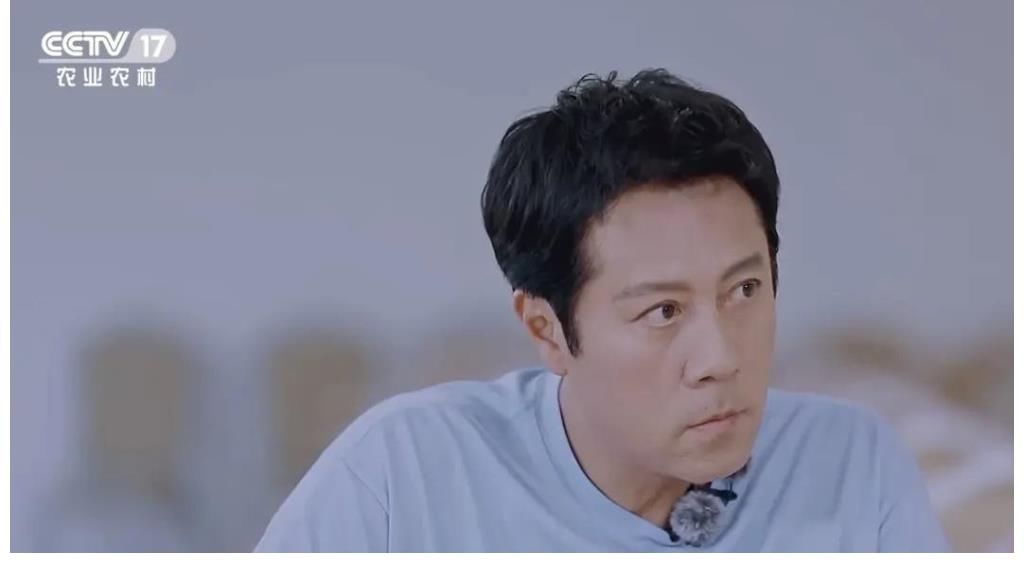 培训|娱乐圈第一个综艺岗前培训出现了,明星们忙着记笔记,网友却发现了问题