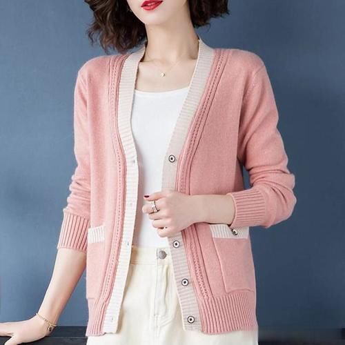 你还在穿风衣吗？试试这3款“短外套”吧，穿脱方便百搭实用