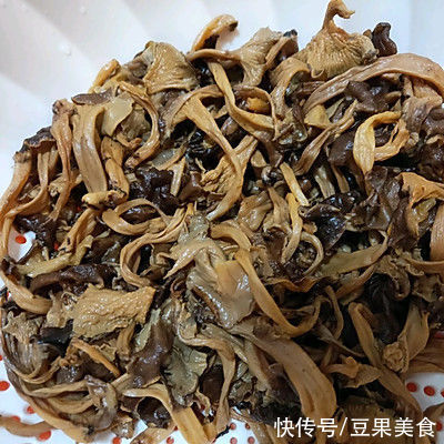 鸡腿|鸡油菌炖鸡汤（清汤版）