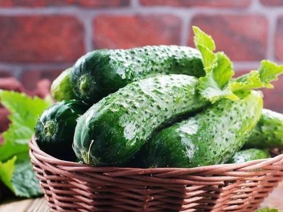 减肥法|懒人减肥法不用饿肚子，常吃这4种水果，刮油燃脂可能赶走大肚腩