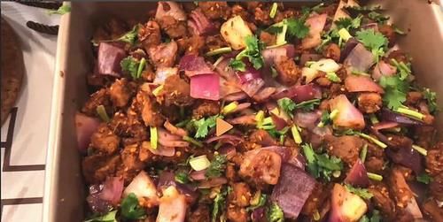 黄磊晒年夜饭，引200万人围观，网友：这也太丰盛了，馋死人