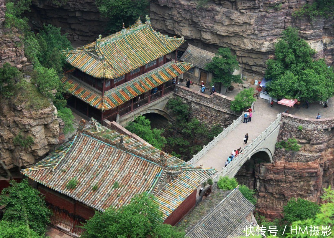 河北一个小众的神级景区，风景堪比武当山，有全国三大悬空寺之一