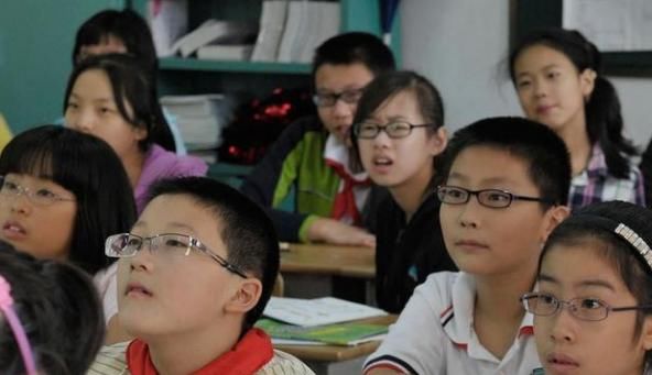 3種食物屬于 “舌尖上的護(hù)眼儀”，小孩常吃視力好了，人更聰明