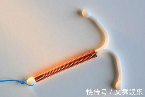 避孕|新生宝宝“顺手牵环”,手握避孕环霸气出生,网友:此娃必成大器