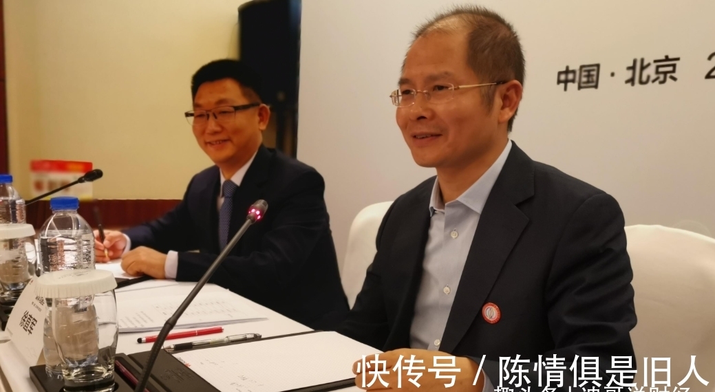 研发|华为员工嫌食堂贵,徐直军建议他去帮厨3个月!任正非:办得漂亮