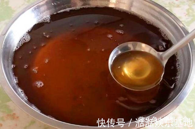 熬猪油时，只加盐大错特错，加它做，猪油又香又白，放1年都不坏