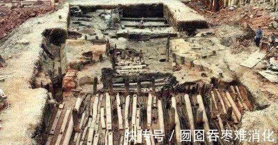 古墓@一件镇国之宝,明知就在一座古墓中,不过就连神仙也找不到墓在哪!