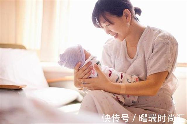 第三阶段|宝宝没到这个月龄最好不要坐婴儿车,脊椎可能会受伤,父母别大意