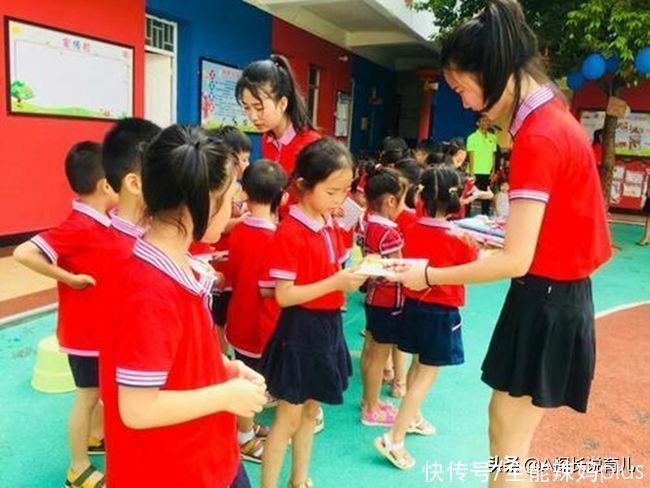 性别|“男孩穿裙子咋了？”孩子穿裙子“被掀”，家长的态度惹争议