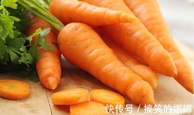 痛风|尿酸高的人,吃饭时谨记这“3吃3不吃”,痛风也会悄悄“离开”