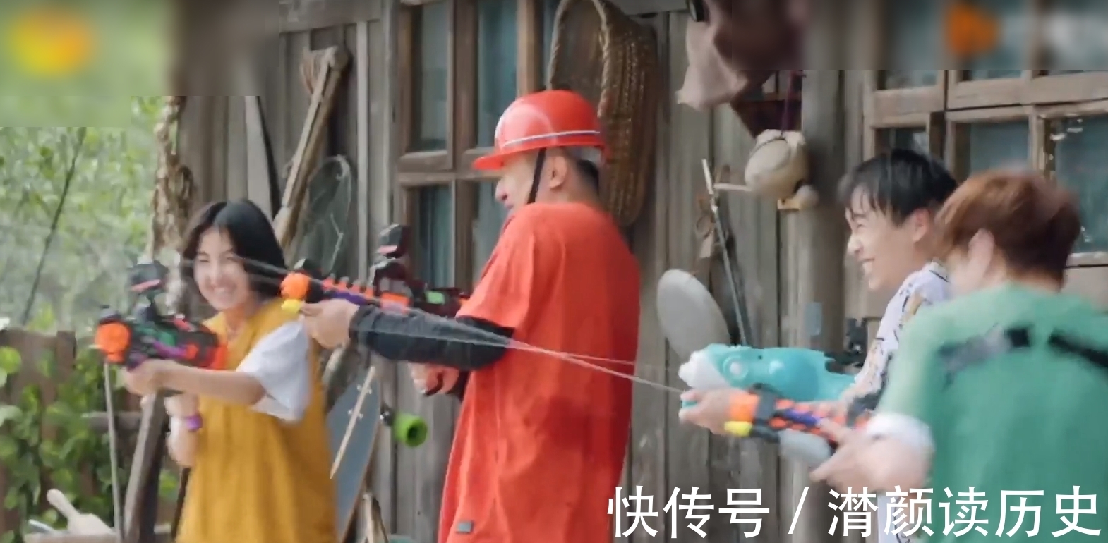 下期|向往5下期玩泼水，张艺兴被“围攻”，黄渤的做法展现师徒感情