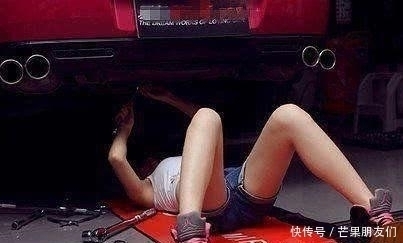 |笑话段子：同学，别急，慢慢说，来，把你的名字和班级写下来