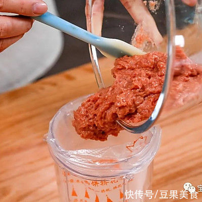 土豆|土豆牛肉粒「宝宝辅食」你这么做，保证你吃一次想十次