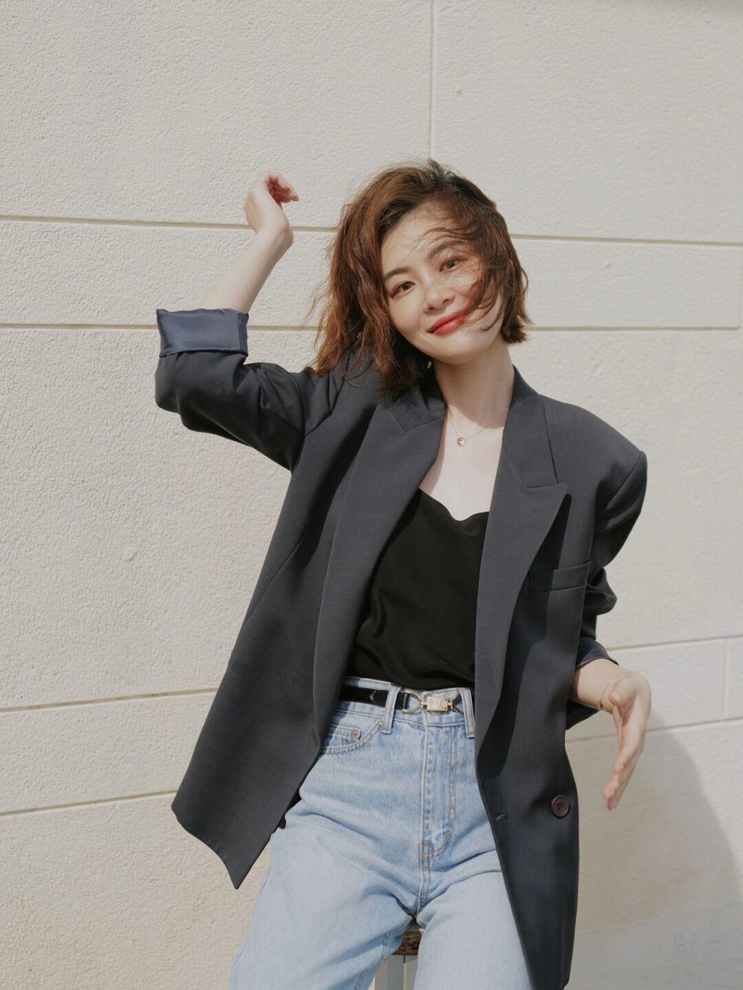 敞怀 40+熟女开始年龄焦虑了?学会这些早秋穿搭减龄时髦,漂亮大气