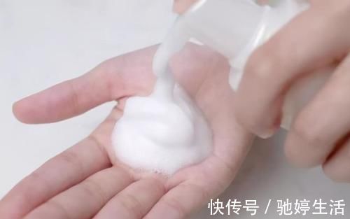 洗面奶 护肤上有3个“坏习惯”的女人,皮肤几乎都差,中一个都不算美女