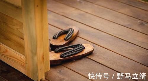 装修|为什么日本房子都不铺瓷砖内行人道出真相,真后悔我家才发现
