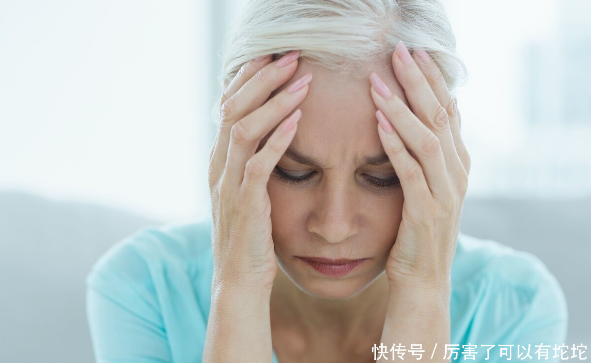 坏事|女人55岁还没绝经,是好事还是坏事?绝经的最佳年龄是多少岁?