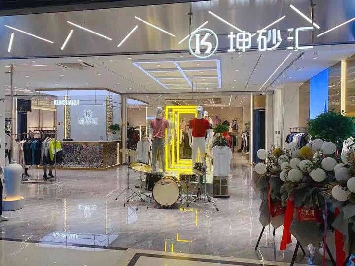 销售客流双增,泺口服装城五一迎来消费小高峰的背后