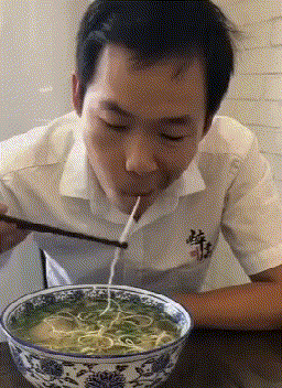 |搞笑GIF：这暴脾气，真是一点都没变啊
