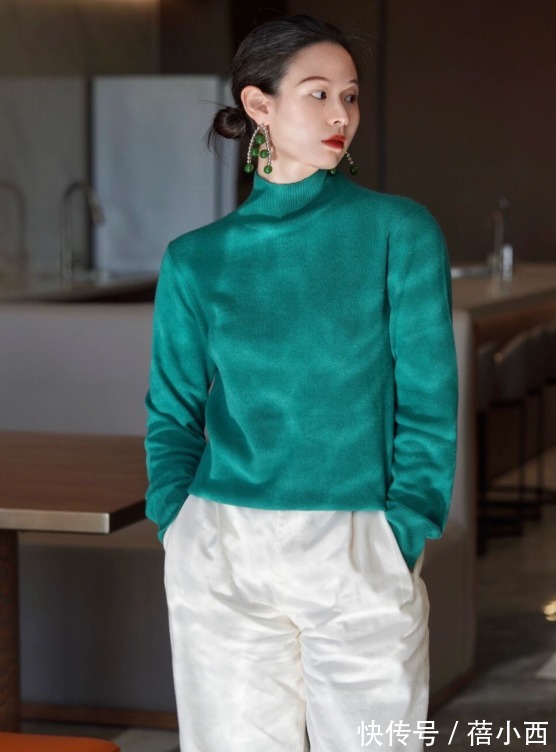 高领衫 春季最火搭法还是“针织衫+半身裙”,不挑人又chic,穿出好气质