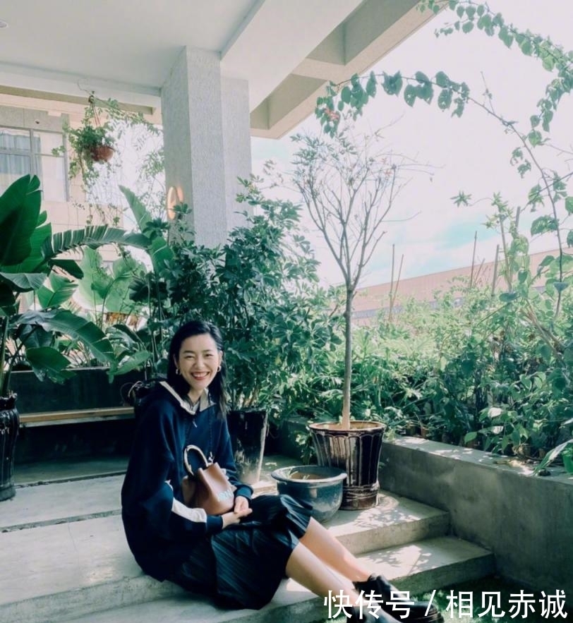 搭配|刘雯,一个把私服穿成时装秀的人