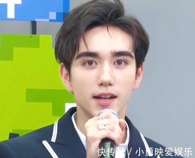 米卡|和马退赛,邵明明和米卡住一起?选房时他曾问奥斯卡庆怜何时淘汰