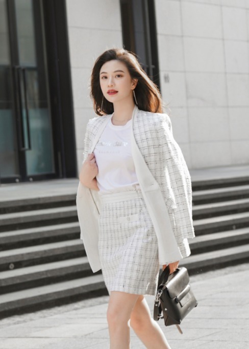 气质|穿搭开春不穿小香风就out啦!比卫衣显瘦,比西装时髦、轻松打造气质女神