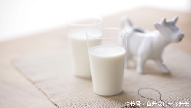 牛奶和此物“天生一对”,若喜欢,皮肤紧致,皱纹改善,人漂亮了