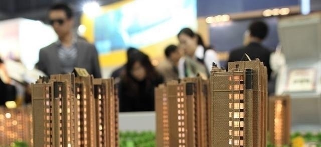 东西户|同一栋楼,为何西户比东户更受欢迎来听听内行人怎么说