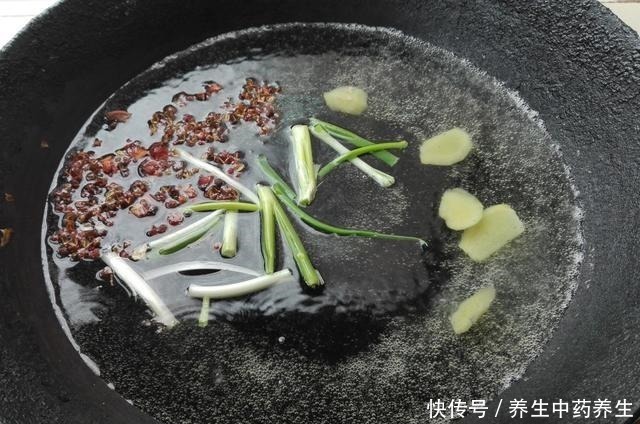 排骨|开学后,多给孩子吃这饭,增强体质少生病,补充大脑,越吃越聪明