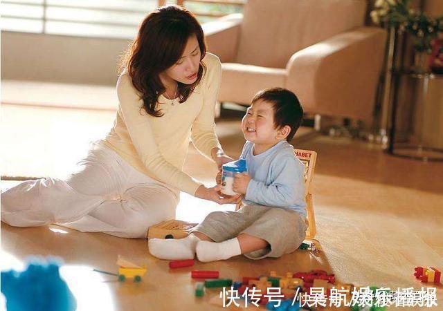 女性自身|母亲最容易遗传给儿子的四个外貌特征,看看你家的准吗