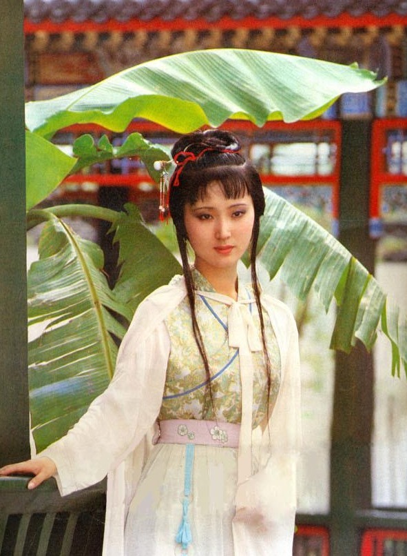 薛宝钗$我们都喜欢林黛玉,但是为何最后都选择了薛宝钗?道理其实很简单