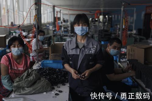 中国|苹果公司将8条生产线迁出中国,郭台铭狂言中国离不开苹果。