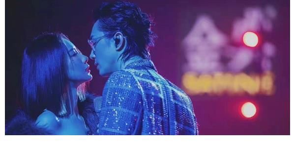 《披荊斬棘的哥哥》成團(tuán)夜：17位哥哥出道，陳小春獲總排名第一