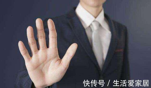 指甲|肝脏不好，手上会发出4个信号，若没有，说明肝脏还算健康