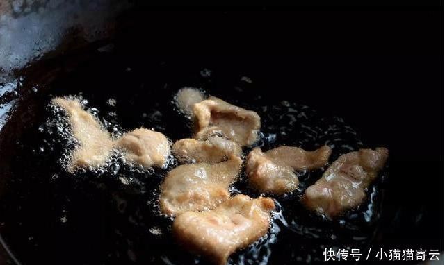 鸡肉|医生不会告诉你,它是天然健脾祛湿药,对湿气重有奇效,不懂亏了