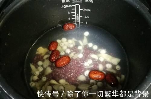 百合|长期失眠,精神差?常喝它,一躺床就睡到天亮,无梦白天精神