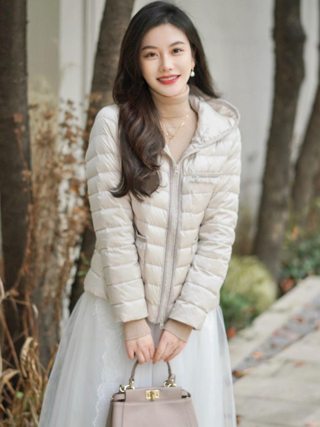 造型 兼顾风度和温度的羽绒服穿搭示范,时髦又显瘦,每一套都能照穿