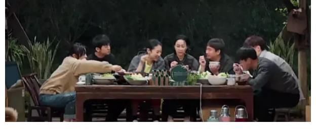 黄磊|那英造访蘑菇屋！快言快语，首次对黄磊的厨艺提出了质疑