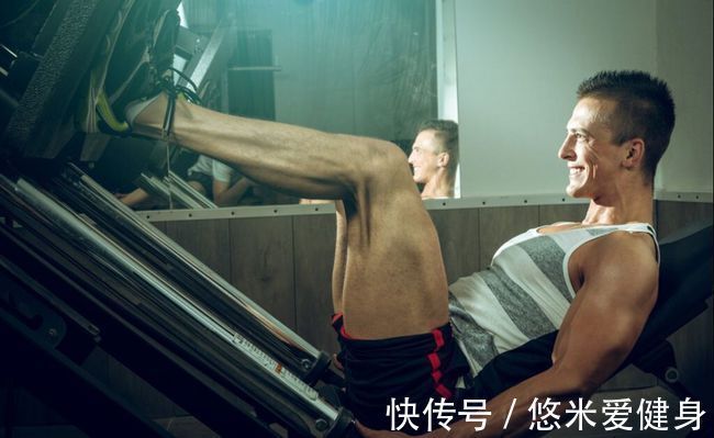 柔韧性|杠铃深蹲和器械腿举,哪个动作练腿效果更好呢?