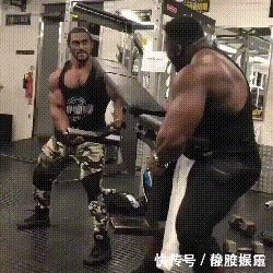 奥赛|他是印度最强健美运动员,6次获印度先生称号,妻子非常爱他!