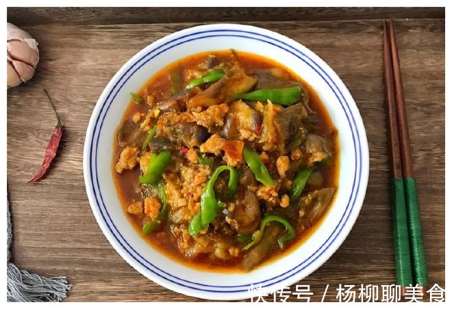 黄梅天|夏天就爱这道菜,我家隔三差五就做,入味不腻口,连汤也没剩