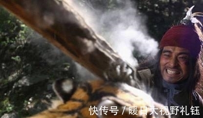 真英豪#武松学成武功下山, 师傅说他已得真传, 但是遇到这两个人要躲开