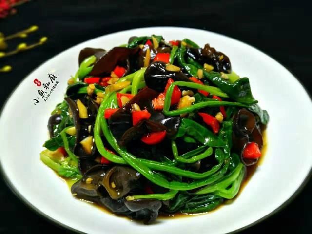 2021年夜饭菜单，8荤3素1主食上一桌，照着做，全家都喜欢