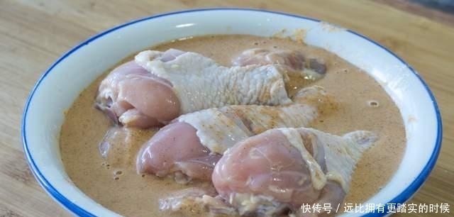 正月十五元宵节,家宴菜单已备好,5荤4素1汤上一桌,十全十美