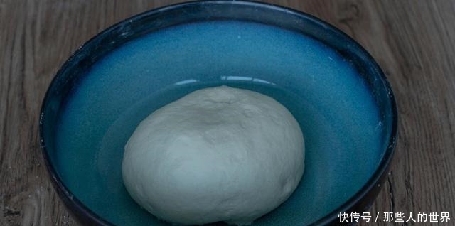 不用发面的发面饼，省时省力，简单一折一擀，酥脆又多层，0失败