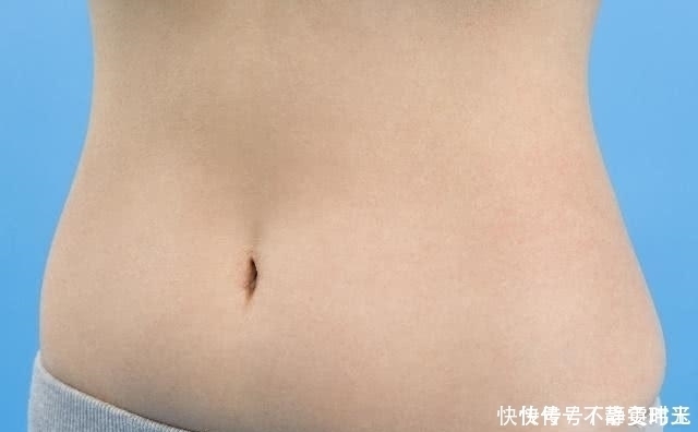 收获|晚上睡前，用生姜敷肚脐，一段时间后，你会收获4个好处！