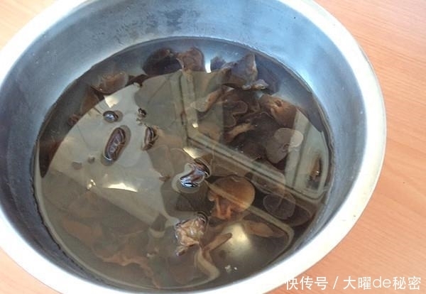 女人|这菜女人抓紧吃,养血驻颜,肌肤红润,味道鲜美,常吃气色好!