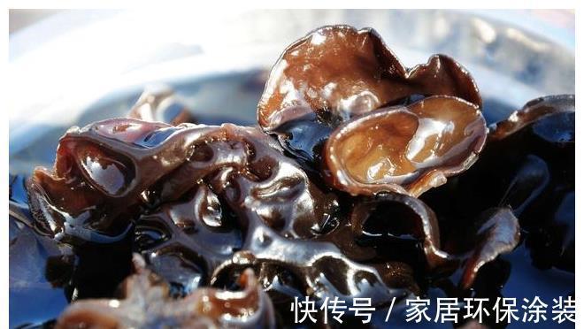 浸泡|炒木耳时,总是“噼里啪啦”响,教你3招,木耳软嫩好吃不炸锅