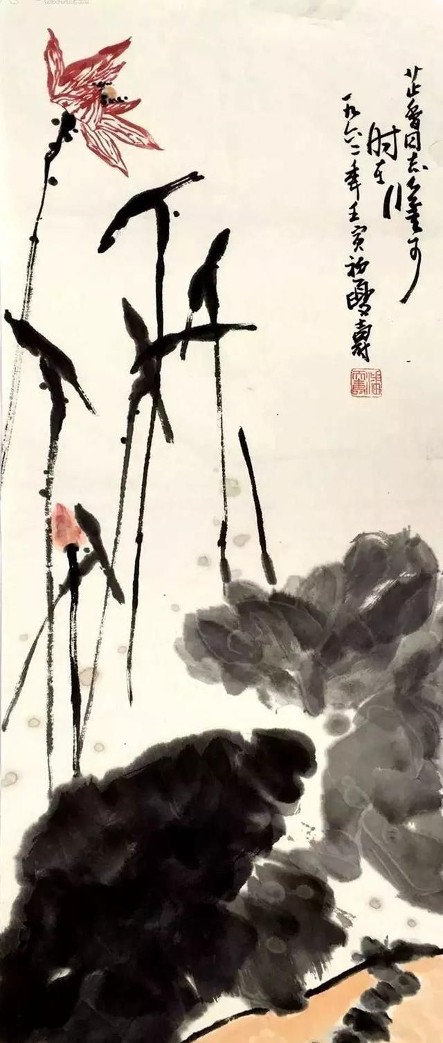 画坛&他画荷花墨色简练,简单几笔足够学一辈子,专家却表示不服气?